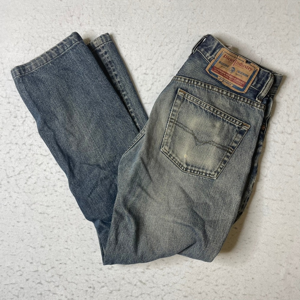 Diesel Men’s Straight Jeans in Faded Blue